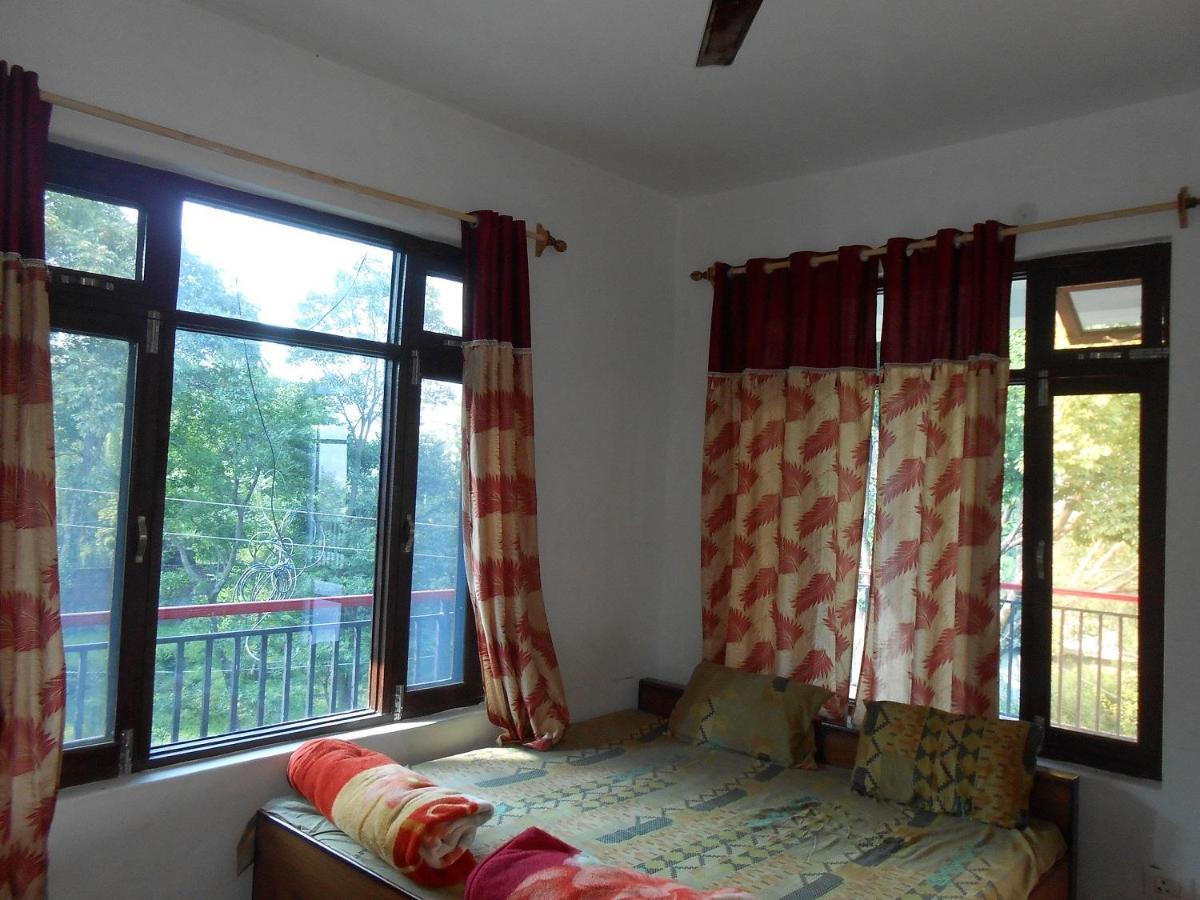 Mohinder & Mohindra Home Stay Bīr Exterior foto